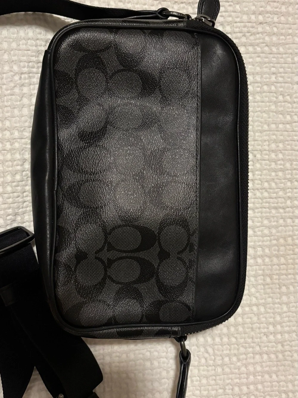 Coach Graham Signature Canvas Crossbody
